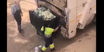 Mercadona tirando la comida en Valencia. Sin comentarios