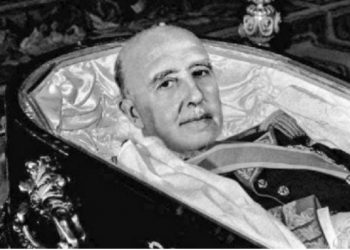 20 de noviembre, tal día como hoy de 1975 murió Franco dejando de herederos a los Borbones