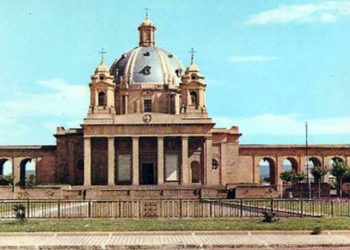 Bildu, PSC y Geroa Bai en Pamplona acuerdan convertir un Monumento franquista en un Centro de denuncia del fascismo