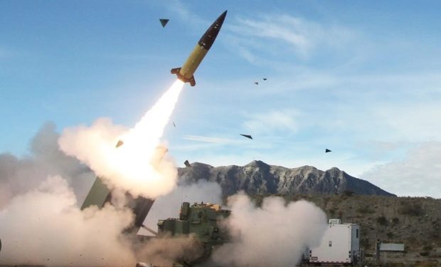 EE.UU, utilizando a sus títeres ucranianos, autoriza el ataque con misiles de largo alcance a territorio ruso