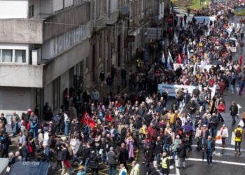 GALICIA. Miles de personas salen a la calle en defensa de su idioma