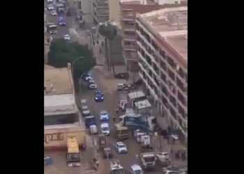 Observen la llegada del Borbón a Valencia. Tremendo