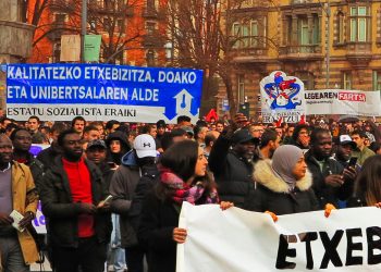 Casi no la dejan hablar, pero la compañera Karla Pisano ha conseguido expresar cosas interesantes como estas