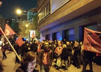 CNT: concentración y comunicado ante el TC en solidaridad con los 6 de la Suiza