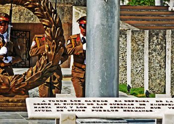 PACO AZANZA TELLETXIKI. Operación Tributo: Resumen del internacionalismo de Cuba en África