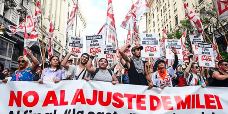 ARGENTINA. Trabajadores repudian política económica de Milei