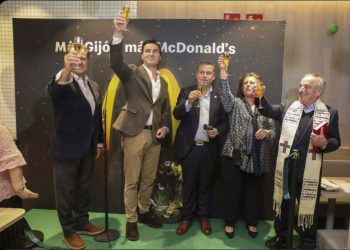 Observen con detalle esta foto