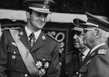 6 de diciembre: El régimen festeja una Constitución que no permite elegir al Jefe de Estado