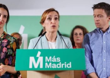 Los ex errejonistas de «Más Madrid» y ahora «Sumaristas», celebran la caída del gobierno sirio