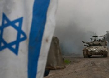 ISRAEL se adentra en Siria destruyendo y ganando territorio