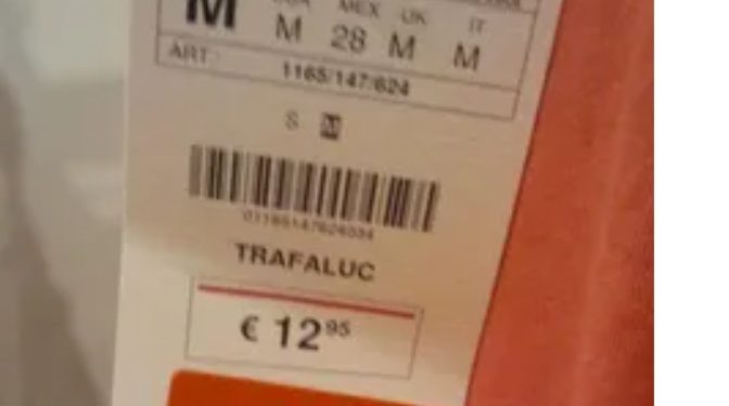 FACUA alerta de las 15 tomaduras de pelo que pueden sufrir los consumidores en las rebajas
