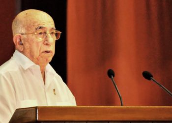 Entrevista al Comandante José Ramón Machado Ventura, dos veces héroe en Cuba