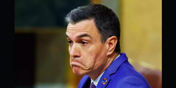 El “socialismo” de Pedro Sánchez cargado de autoritarismo