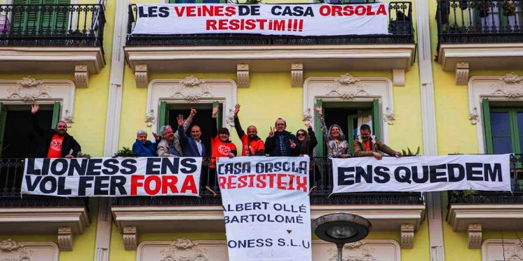 La lucha es el camino: El desahucio de un vecino de la Casa Orsola volvió a ser aplazado