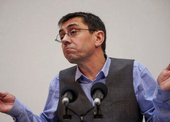 Monedero es acusado, en un correo recibido por Podemos, de “manosear a mujeres jóvenes”