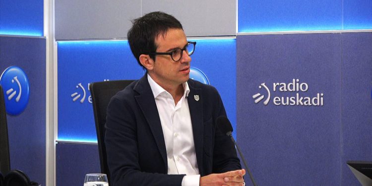 EH Bildu insiste en las listas conjuntas con el PNV, principal partido de la burguesía vasca