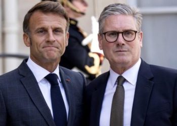 Los capos del Reino Unido y Francia intentarán convencer a Trump de enviar 30.000 militares a Ucrania para paliar el ridículo europeo