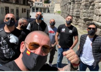 El PSOE no aprueba siquiera discutir la ilegalización de las bandas fascistas que se esconden tras empresas «desokupas»