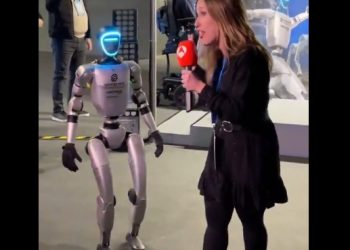 Antena 3 demostrando en vivo y en directo que una cosa es la Inteligencia y otra la Artificial