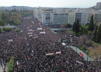 GRECIA, Huelga general y repudio a las autoridades en el aniversario del accidente ferroviario