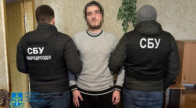 UCRANIA. Detienen a un grupo de «rebeldes marxistas» por estar en contra de la guerra