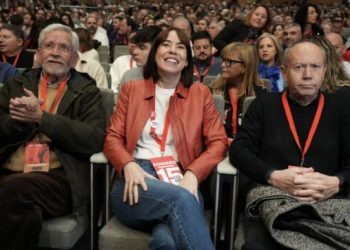 El PSOE-PSPV celebró congreso en Valencia y CC.OO y UGT acudieron con discurso