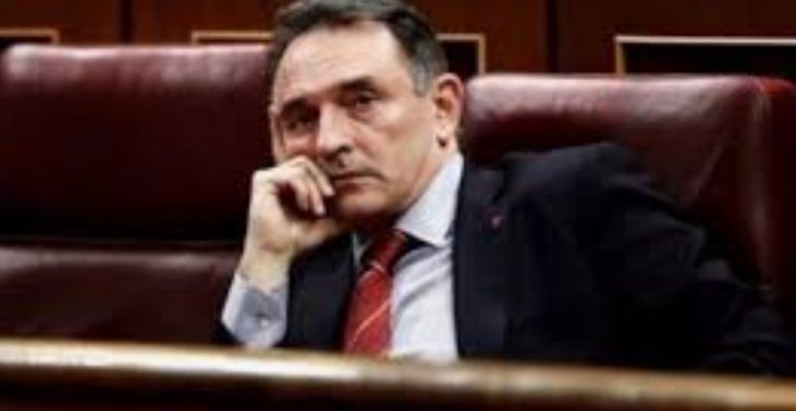 En un ejercicio hipócrita sin par Sumar pregunta al gobierno (del que forma parte) por las armas española vendidas a Israel