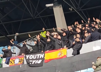 Nazis en el estadio