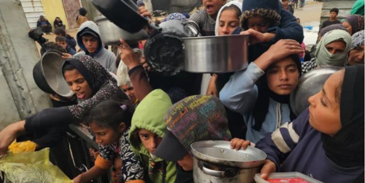 GAZA. Otra noche infernal de bombardeos israelíes, y van…