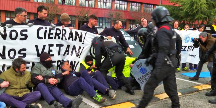 Enésimo ejemplo: La policía siempre a favor del capital, nunca de la clase trabajadora (+ vídeo)