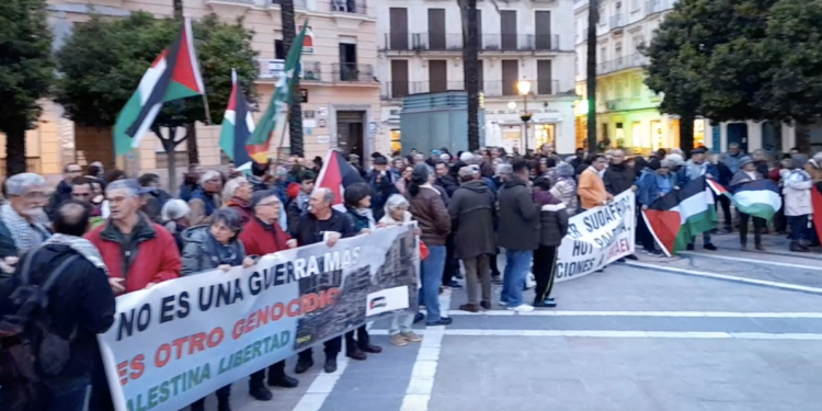 Concentración de urgencia en Jerez ante la última matanza sionista en Palestina. Video
