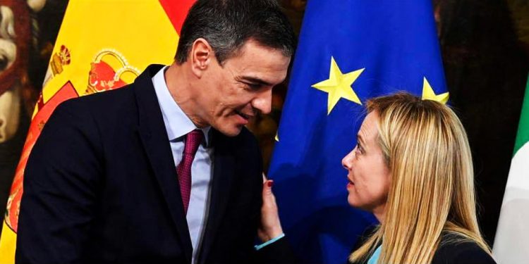 JANO MARTÍNEZ REGO. El lobo está dentro de la casa. Sobre la ola reaccionaria y la derechización de los partidos institucionales