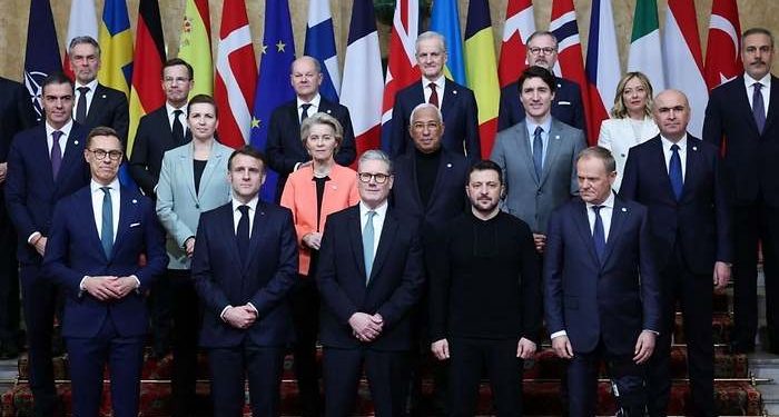 Los capos europeos acuerdan un aumento exponencial del gasto en Defensa que saldrá de lo público