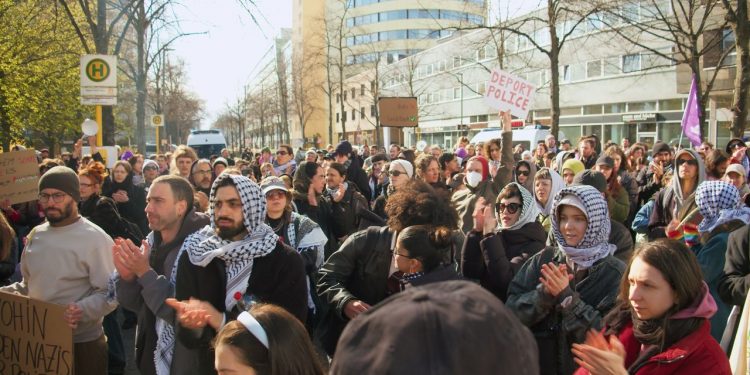 ALEMANIA. Protestas contra la deportación de cuatro personas por manifestarse contra el genocidio sionista