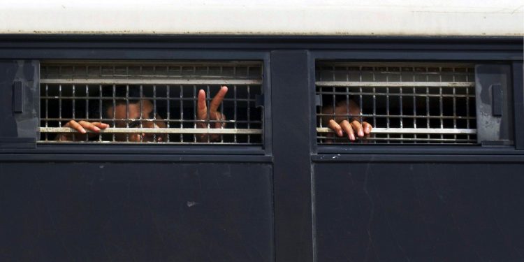 ISRAEL. Así estaba un periodista palestino ante de ser detenido y así ha sido liberado menos de dos años después