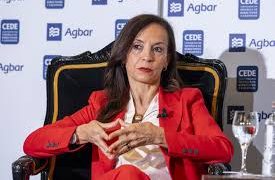 La presidenta de Red Eléctrica, Beatriz Corredor, riéndose de un posible apagón hace unas semanas (Video)