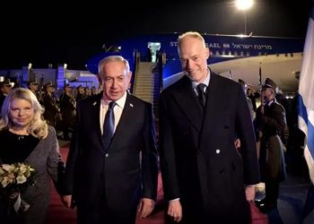 U.E. Aquí lo tienen, el genocida Netanyahu llegando con total impunidad a un país de la U.E