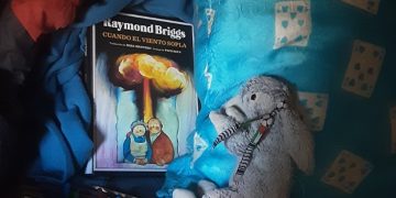 LA JARDINERA DE LAS 13 ROSAS. Cucurrucucú paloma. Un cuento de guerra