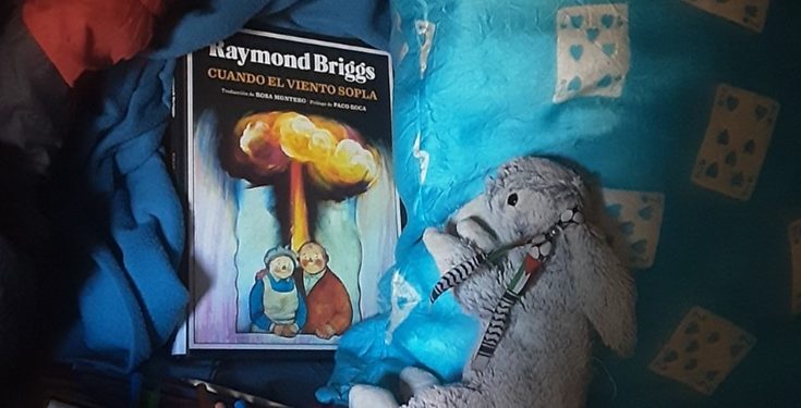 LA JARDINERA DE LAS 13 ROSAS. Cucurrucucú paloma. Un cuento de guerra