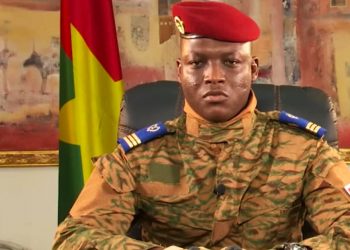 NICOLÁS JONES. Una estrella emergente en Africa: el capitán Ibrahim Traoré de Burkina Faso