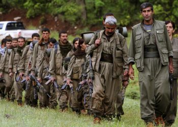 TURQUÍA. El PKK anuncia el fin de su lucha armada y su disolución; el Estado, por supuesto, no se desarma