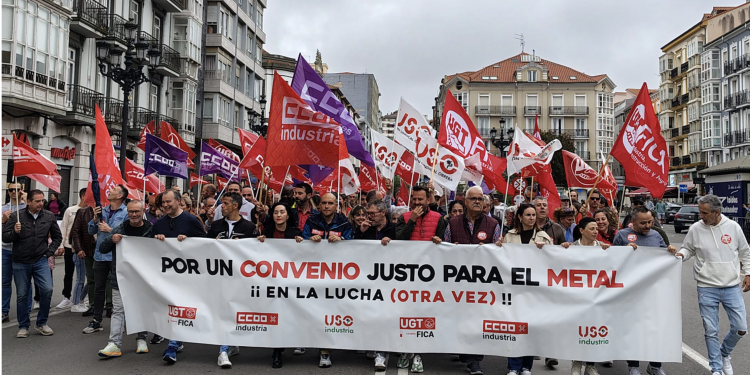 El mismo gobierno que envía a los antidisturbios al servicio de la patronal, felicita a esta y a los sindicatos por sentarse a negociar y parar la huelga