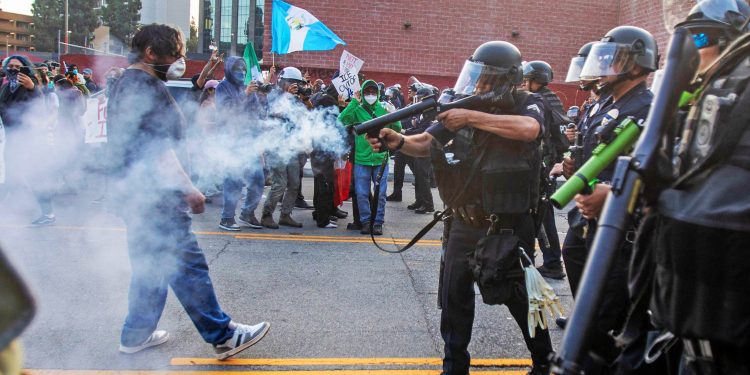 MARIO AGUIRIANO. La lucha de clases en Los Ángeles