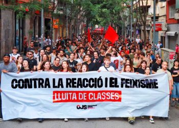 Más de 1.500 personas secundaron la manifestación de la OJS en Badalona contra la reacción y el fascismo