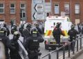 IRLANDA DEL NORTE. La extrema derecha sale a la calle con violencia contra los emigrantes