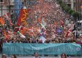 Miles de personas se manifiestan en Bilbao por el derecho a decidir