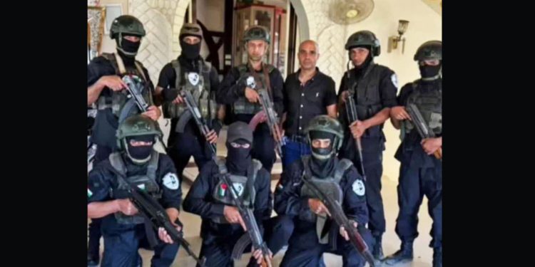 De cómo Israel coopera con la milicia “Yasser Abu Shabab”, vinculada al ISIS