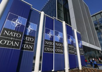 Se reúne la banda armada OTAN con la orden de Trump de subir el gasto militar; Rusia habla de «agresión»