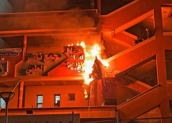 ISRAEL ha bombardeado el hospital Nasser y, posteriormente, ha atacado a quienes atendían a las víctimas