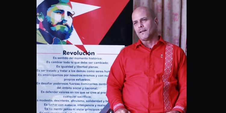 “Viví en el monstruo” (Cuba debe defenderse)